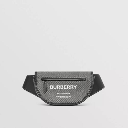  BURBERRY 22年秋冬 男士 Olympia – 小号 Horseferry 印花帆布埃伦匹亚腰包 80494231