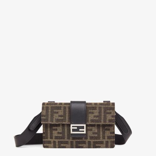  FENDI芬迪 22年秋冬 男士 单肩包 棕色布料手袋 7M029_9ZLF0L3T