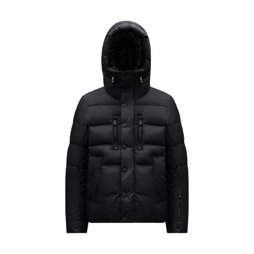  MONCLER蒙可蒙克莱 22年秋冬 男士 羽绒服 Rodenberg Short Down Jacket H20971A000635399E999