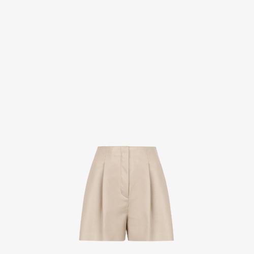  FENDI芬迪 22年秋冬 女士 短裤 米色纳帕皮短裤 FPP925NBAF0AU5