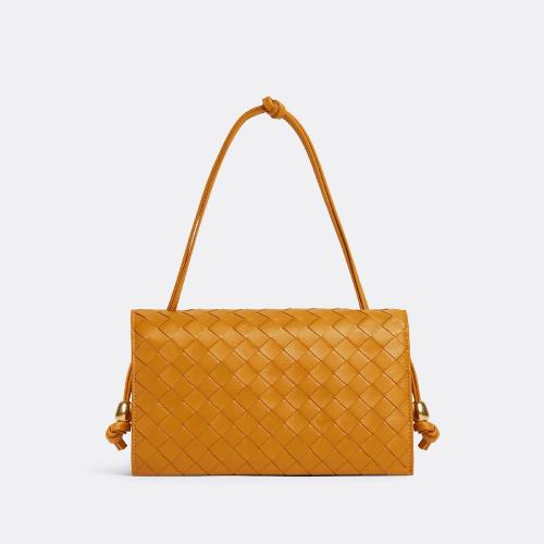  BV葆蝶家 22年秋冬 女士 单肩包 trio pouch on strap 717435VCPP37716