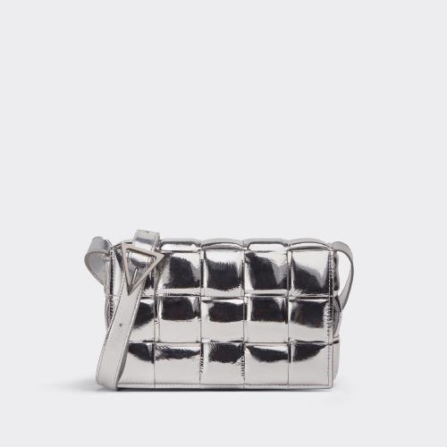  BV葆蝶家 22年秋冬 女士 单肩包 padded cassette 591970V2AH18101