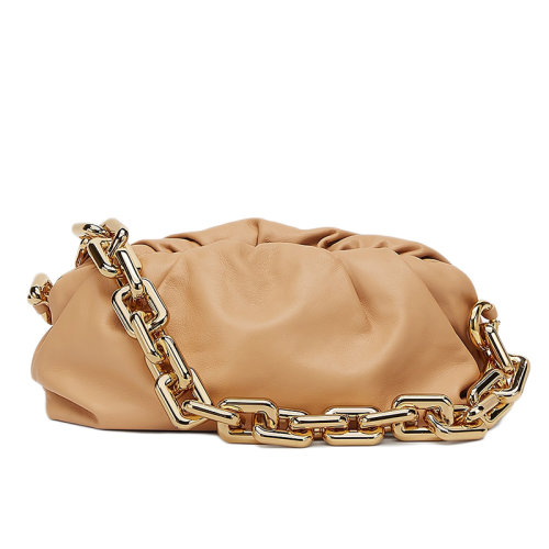 Bottega Veneta/葆蝶家 宝缇嘉女包 CHAIN POUCH系列 女士杏色皮质经典时尚链条单肩包云朵包 620230VCP402700