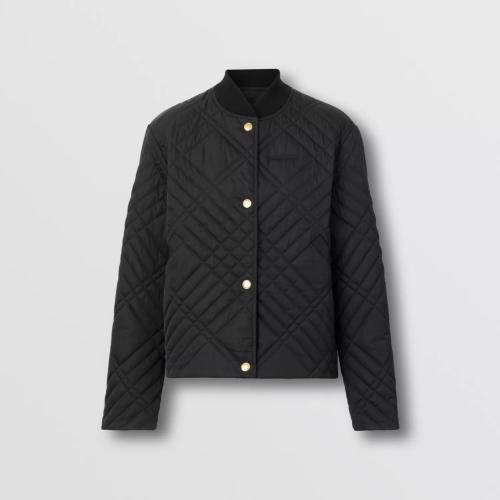  BURBERRY 22年秋冬 女士 徽标装饰轻盈绗缝夹克 80578571