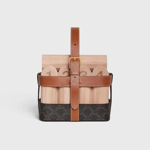  CELINE赛琳思琳 22年秋冬 女士 收纳包 QUILLES FINLANDAISES EN TOILE TRIOMPHE ET VEAU 4M13