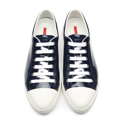 PRADA/普拉达 女士漆皮拼接材质板鞋