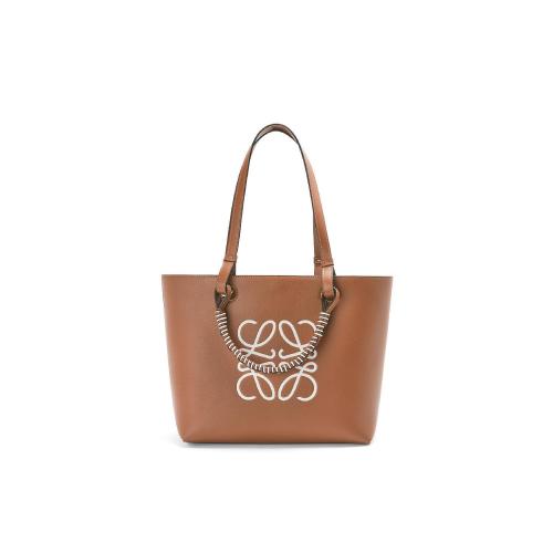  LOEWE罗意威 22年秋冬 女士 手提包 Small Anagram Tote in classic calfskin A717S72X11-3895