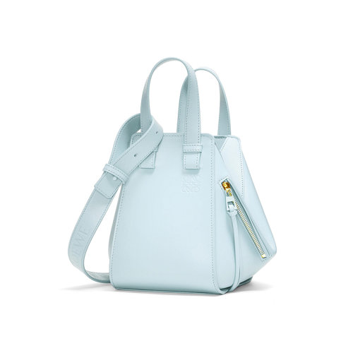 LOEWE/罗意威 22秋冬新款 Hammock系列 女士海蓝色缎面小牛皮外部钩扣压纹标志同色配件调节肩带肩背斜挎包A538H13X02-9514