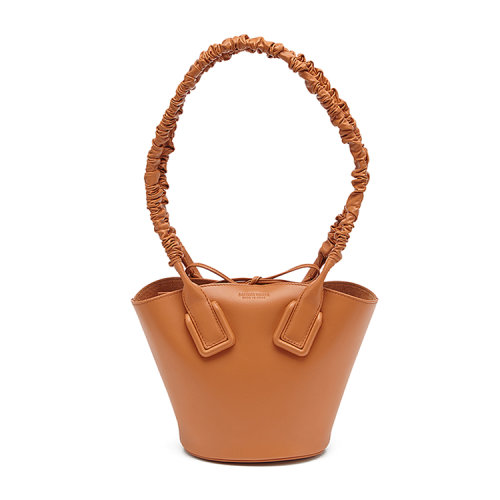 Bottega Veneta/葆蝶家 迷你Basket牛皮革托特手袋 630376 VMAU0