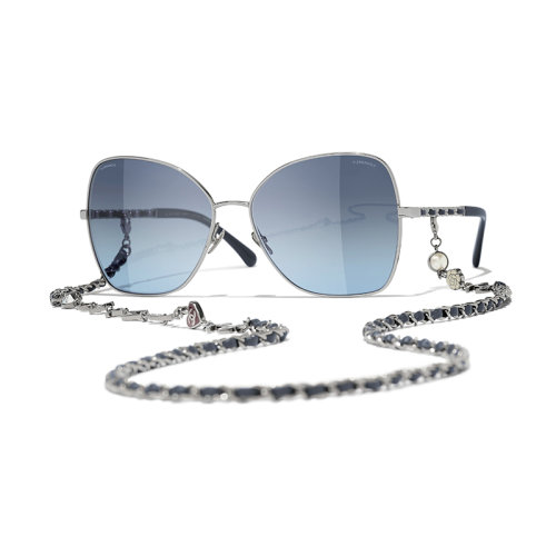 Chanel/香奈儿 22年春夏新款 女士渐变蓝色镜片暗银色/蓝色金属与小牛皮镜框饰链条蝴蝶形太阳眼镜墨镜A71446X27388L0812