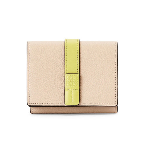 LOEWE/罗意威 22新款 女士裸色/柠檬草色粒面牛皮革徽标压纹搭扣三折钱包C660TR2X01-1851