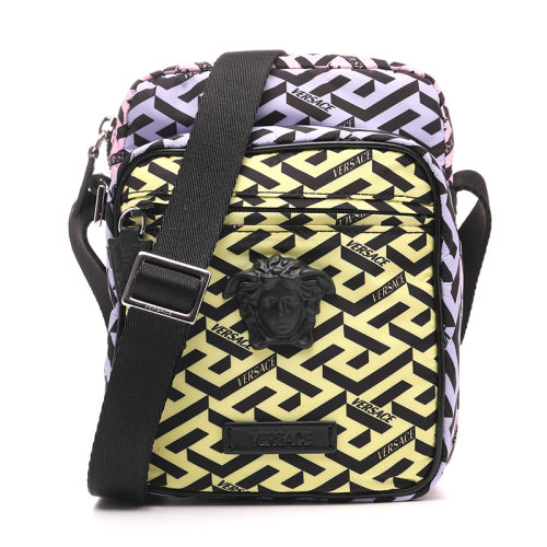 VERSACE/范思哲22年男士斜挎单肩包10030911A02662