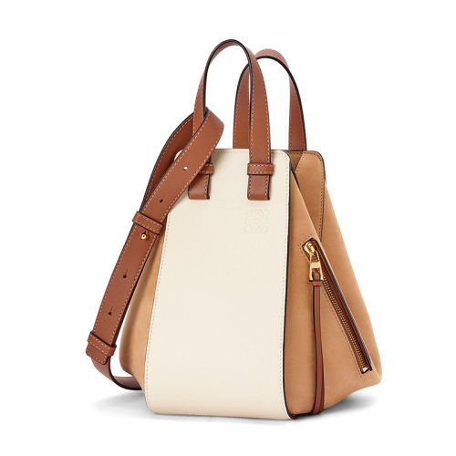 LOEWE/罗意威 22新款Hammock系列 女士小号奶油色/沙色柔软粒面牛皮革单肩斜挎手提吊床包A538S35X50-2768