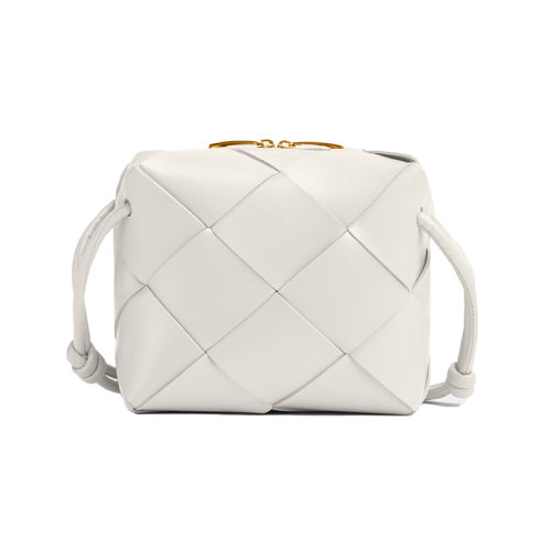 Bottega Veneta/葆蝶家 22新款 女士迷你白色羔羊皮编织图案拉链开合金色饰面单肩相机包701915VCQC29009