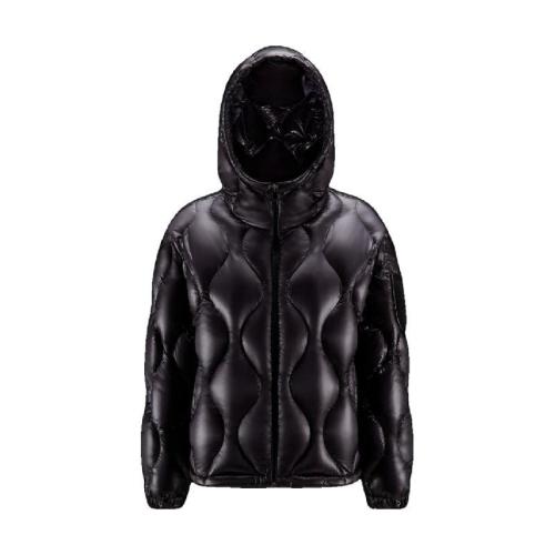  MONCLER蒙可蒙克莱 22年秋冬 女士 羽绒服 Anthon短款羽绒夹克 H20931A00019595B1999