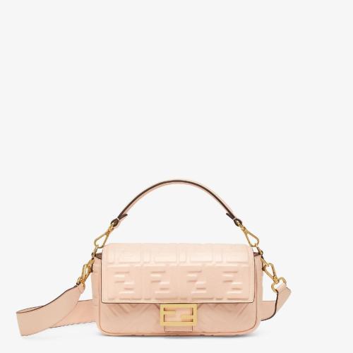  FENDI芬迪 22年秋冬 女士 单肩包 浅粉红色纳帕皮革手袋 8BR600A72VF171M