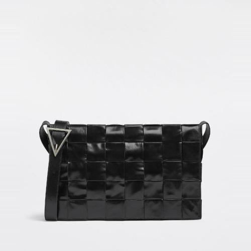  BV葆蝶家 22年秋冬 男士 单肩包 cassette 691407VCQ718803