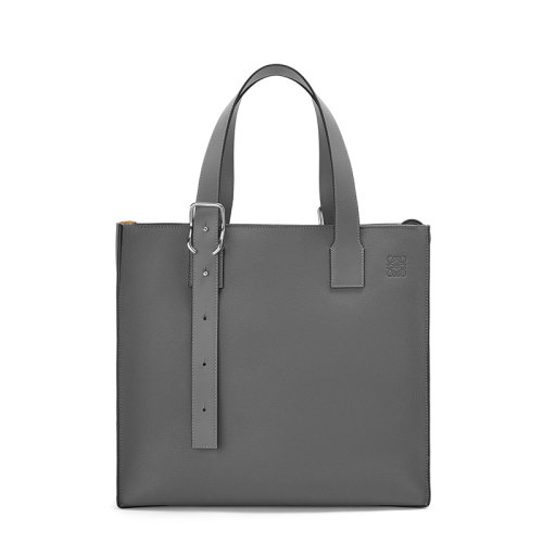 LOEWE/罗意威 BuckleZip系列 男士无烟煤色柔软粒面小牛皮搭扣拉链手提包0010651396