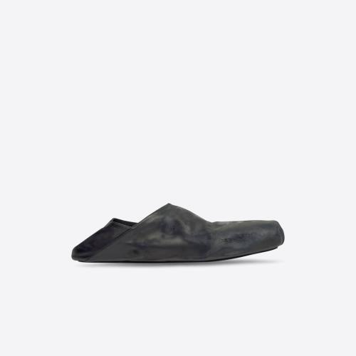 BALENCIAGA巴黎世家 22年秋冬 男士 平底凉鞋 Mens Kensington Mule in Black 702072WBDH11000
