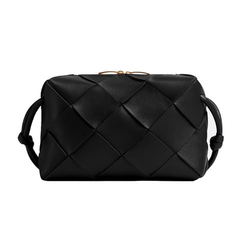 Bottega Veneta/葆蝶家 22新款 女士小号黑色羔羊皮编织图案金色饰面拉链开合单肩相机包709417VCQC28425