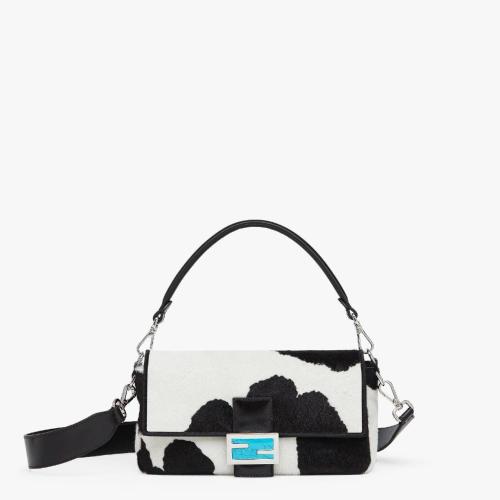  FENDI芬迪 22年秋冬 女士 单肩包 动物印花马皮Re-Edition限定手袋 8BR600ALS2F1J5W