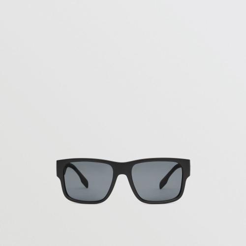  BURBERRY 22年秋冬 男士 徽标装饰方框太阳眼镜 40822951