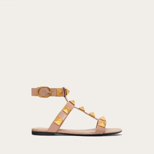 VALENTINO华伦天奴 22年秋冬 女士 平底凉鞋 SANDALES ROMAN STUD EN VEAU 1W2S0BU8ZWMGF9