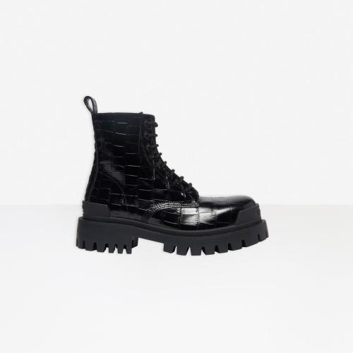 BALENCIAGA巴黎世家 22年秋冬 女士 短靴 STRIKE 20MM LACE-UP BOOT 600970WA9D01000 预定商品1-3周发货