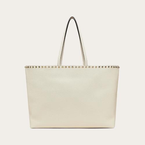  VALENTINO华伦天奴 22年秋冬 女士 手提包 Grand cabas Rockstud en cuir de veau graine 1W2B