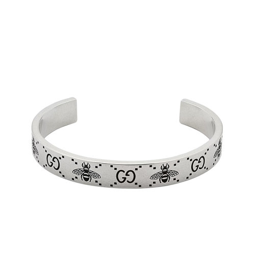 GUCCI/古驰 22新款 男女同款925银GG蜜蜂刻花做旧银色调宽9毫米手镯?728296J84000728