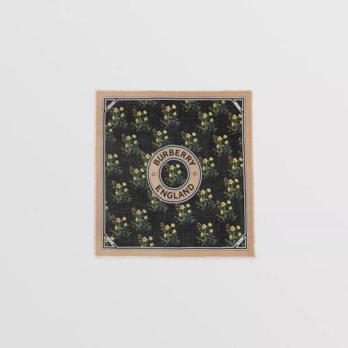  BURBERRY 22年秋冬 女士 蒙太奇印花羊丝毛混纺方巾 80650031