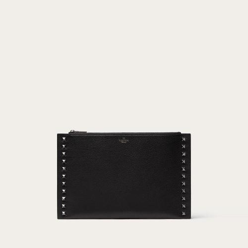  VALENTINO华伦天奴 22年秋冬 女士 手拿包 POCHETTE ROCKSTUD EN CUIR DE VEAU GRAINé 1W2P0Y