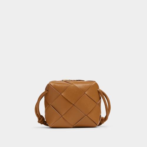  BV葆蝶家 22年秋冬 女士 收纳包 sac camera mini cassette 701915VCQC22593