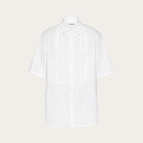  VALENTINO华伦天奴 22年秋冬 男士 短袖衬衫 CHEMISE EN COTON A_VEC PLASTRON BRODé DE PAIL