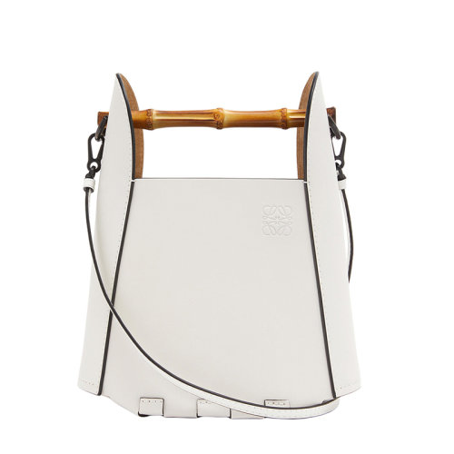 LOEWE/罗意威 22春夏新款Bamboo Bucket系列 女士棉白色牛皮革竹节提手单肩斜挎水桶包 0010444198
