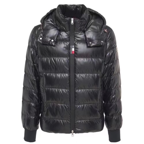 Moncler/蒙克莱  新款百搭舒适CUVELLIER男士羽绒服1A0000268950 999 【主推】
