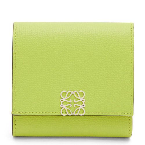 LOEWE/罗意威 22春夏新款 女士绿豆色鹅卵石纹牛皮革徽标金扣紧凑型翻盖钱包0010701746