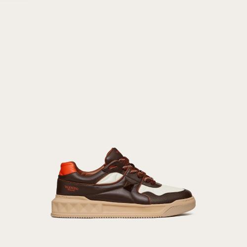  VALENTINO华伦天奴 22年秋冬 男士 休闲运动鞋 BASKETS BASSES ONE STUD EN NAPPA 1Y2S0E71CWA