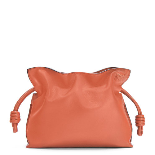 LOEWE/罗意威  Flamenco系列 女士迷你朱红色纳帕小牛皮徽标印花磁扣单肩斜挎手提包0010590925