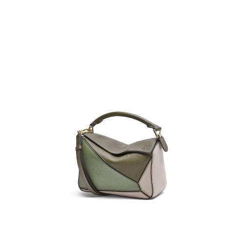  LOEWE罗意威    女士 单肩包 Small Puzzle bag in classic calfskin A510S21X55-4366 预定商品1-3周发货