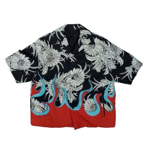 PRADA/普拉达 翻领 嘻哈风 男性 火焰 男士短袖羽绒服 SC458M1R83 F0N98