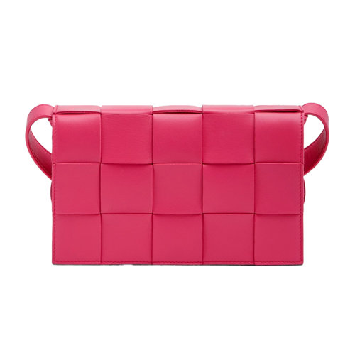 Bottega Veneta/葆蝶家 22新款 CASSETTE系列 女士蔓越莓色羔羊皮双面正交编织单肩豆腐包578004VMAY16419