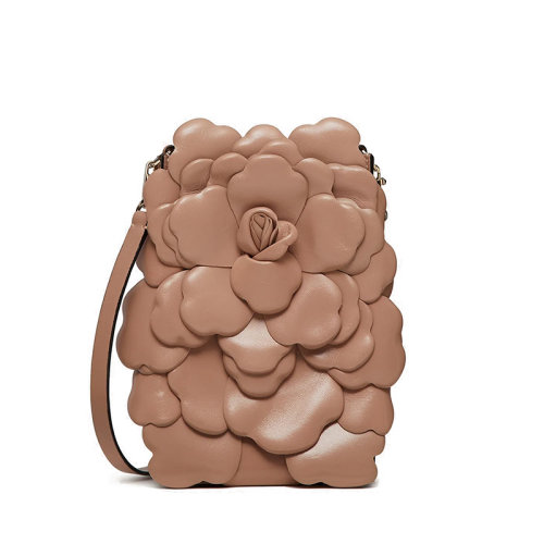 Valentino/华伦天奴  Atelier系列 女士肉桂粉纳帕皮03 ROSE 版本玫瑰浮雕单肩斜挎手提包UW0B0I11JBZGF9