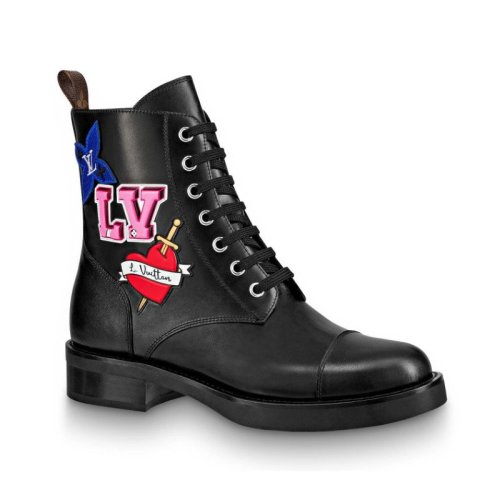 【亏本特价】Louis Vuitton/路易威登 新款黑色女士短靴LV BLACK HEART 军靴1A4MM6