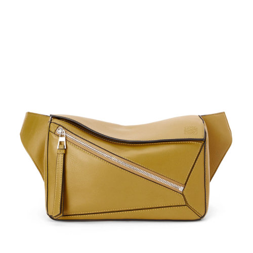  LOEWE/罗意威 22新款Puzzle Bumbag系列 男士小号赭色经典小牛皮拼图单肩斜挎包B510P35X09-3918