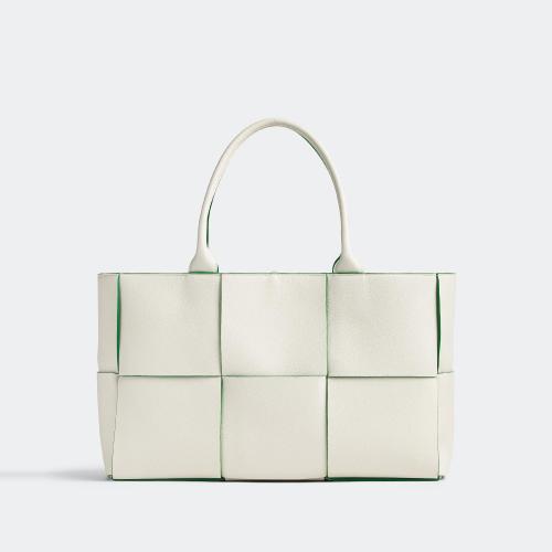 BV葆蝶家 22年秋冬 女士 手提包 arco tote 609175V1Q719045