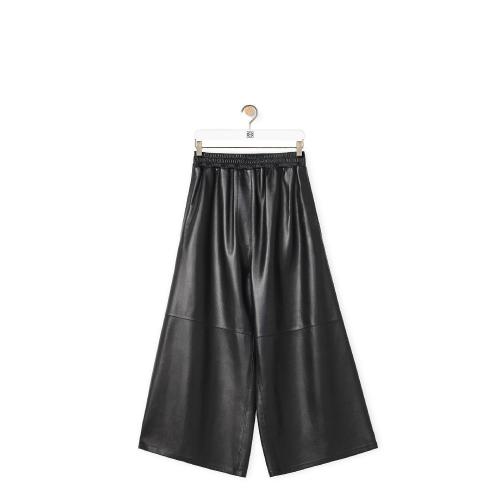  LOEWE罗意威 22年秋冬 女士 休闲裤 Cropped trousers in nappa S359Y54L11-1100