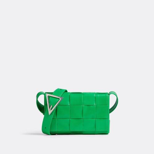  BV葆蝶家 22年秋冬 男士 单肩包 cassette petit format 717587VCQ713724