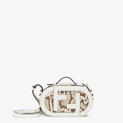  FENDI芬迪 22年秋冬 女士 单肩包 O’Lock Mini Camera Case 8BS058AKMKF1I51
