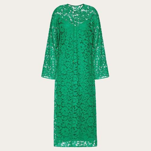  VALENTINO华伦天奴 22年秋冬 女士 连衣裙 ROBE CAFTAN EN DENTELLE LOURDE 1B3VAZY51ECZ42